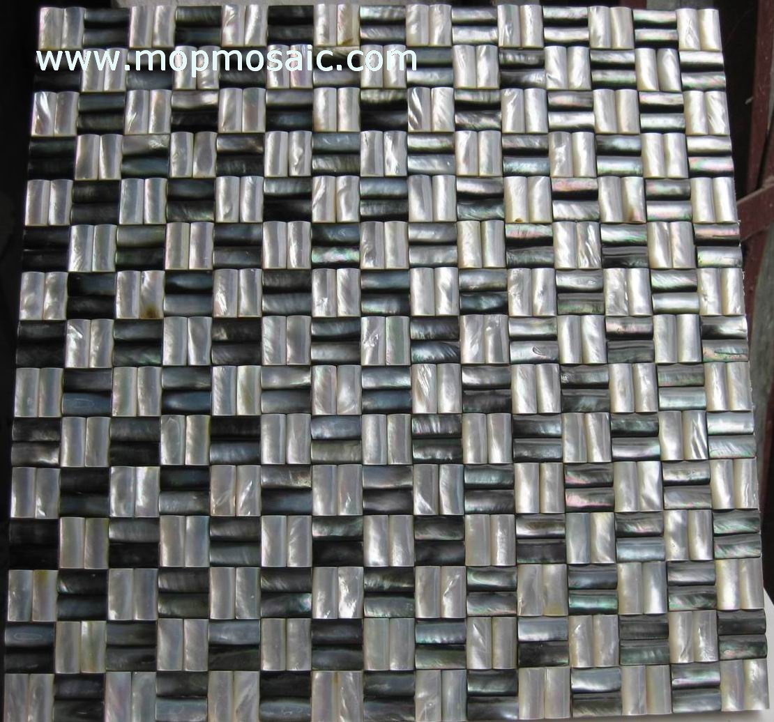 Convex blacklip shell tiles